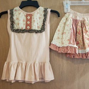 Persnickety Apple Blossom top and skirt set. Size 5. Good Condition